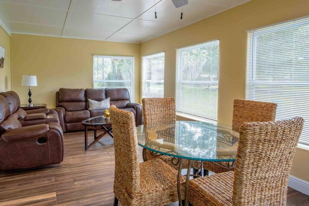 3Bdr2Bath Home In Lutz Close To Tampa, 20 Min To Stadium, Airport Екстер'єр фото