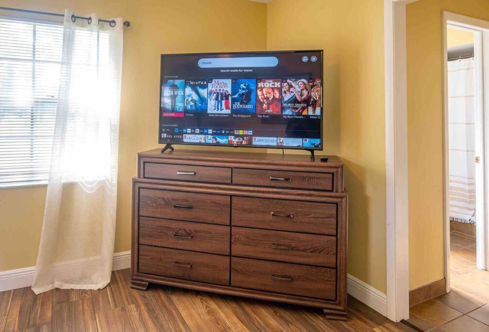 3Bdr2Bath Home In Lutz Close To Tampa, 20 Min To Stadium, Airport Екстер'єр фото